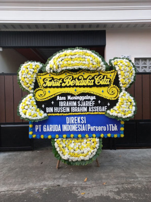 Papan Bunga Duka di Tanjung Palas Barat